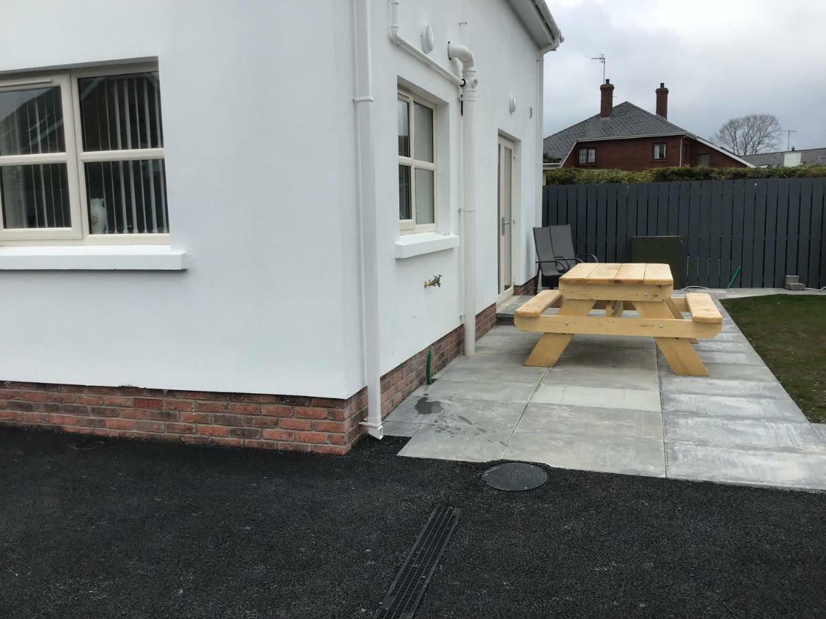 Slievenagarragh. A house in the garden Villa Hilltown Buitenkant foto